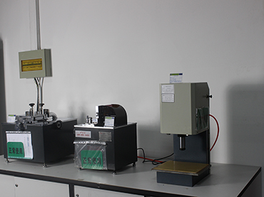 物理實(shí)驗(yàn)室