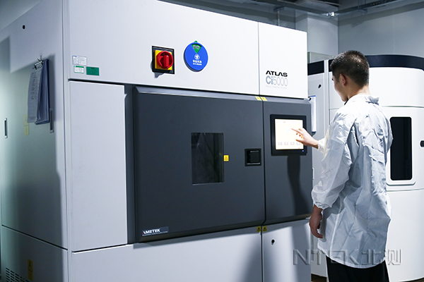 老化測試實驗室