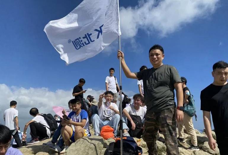 挑戰高峰，預祝北測步步登高！